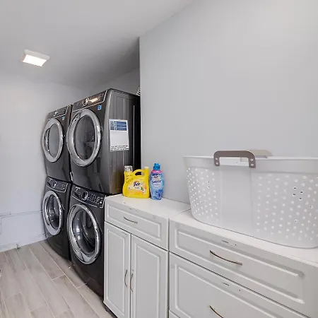 2Br Near The Beach !Walk 2 Everything! West Palm Beach Exterior photo